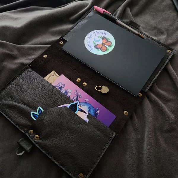 🔥🔥Handcrafted Moon Magic Diary: The Wizard's Hidden Key Grimmore