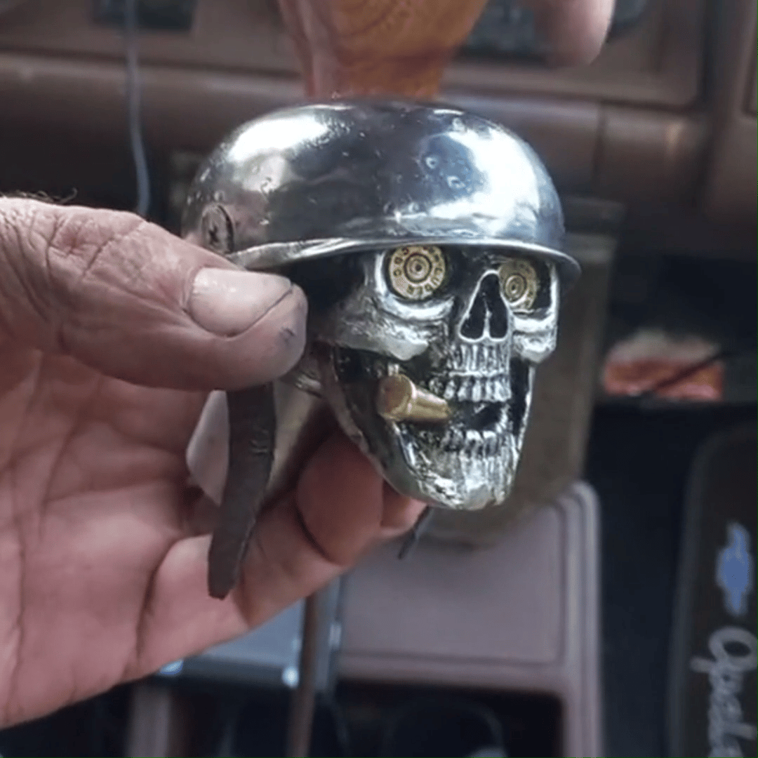 Handcrafted Skull Warrior Grip - Gear Knob