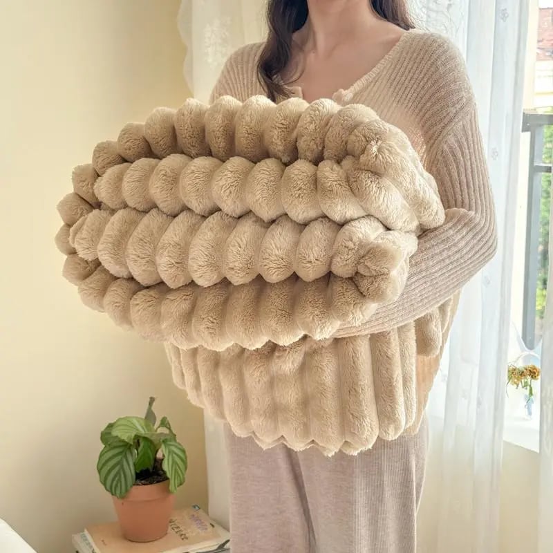 🔥Popular thickened plush nap blanket