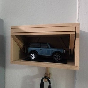 🔥Hot Sale 49% OFF🔥 🚗🔑Auto Garage Key Holder - Interactive Opening Door